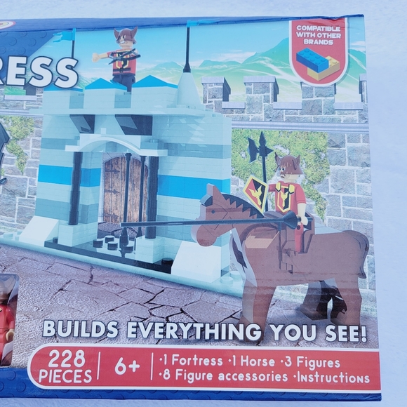 Blokko Fortress Feud 228 Pieces Building Blocks - Picture 2 of 8